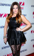 Khloe Kardashian, posando en la alfombra roja