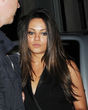 Acosan a Mila Kunis a la salida del gimnasio