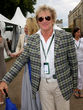 Rod Stewart con sus clásicas gafas de sol