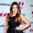 Khloe Kardashian, posando en la alfombra roja