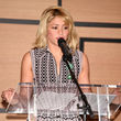 Shakira condecorada por el Gobierno francés con la Orden de Caballero de las Artes y las Letras