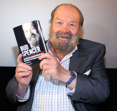 Bud Spencer, Terence Hill - En la segunda parte de su autobiografía, Bud Spencer dedica una bonita carta a su inseparable amigo Terence Hill Bud Spencer, Terence Hill - En la segunda parte de su autobiografía, Bud Spencer dedica una bonita carta a su inseparable amigo Terence Hill