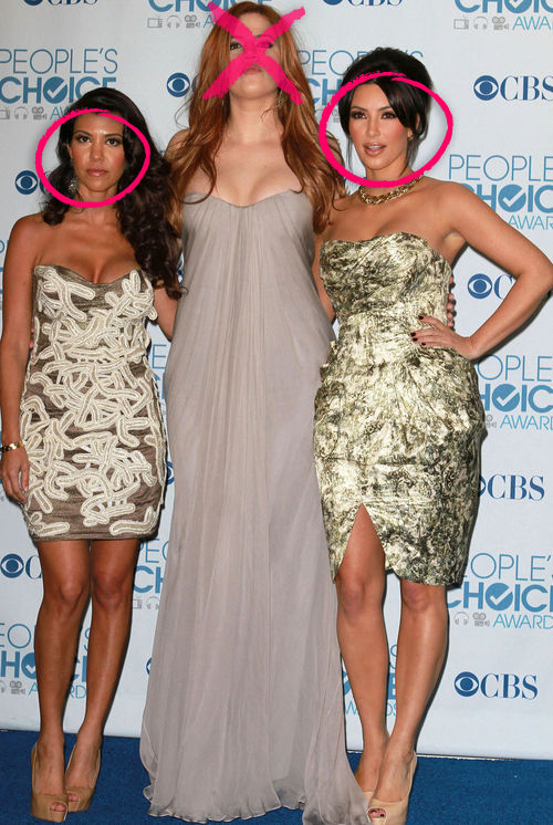 Khloe Kardashian, Kim Kardashian, Kourtney Kardashian - Khloe podría no pertenecer al clan kardashian Khloe Kardashian, Kim Kardashian, Kourtney Kardashian - Khloe podría no pertenecer al clan kardashian