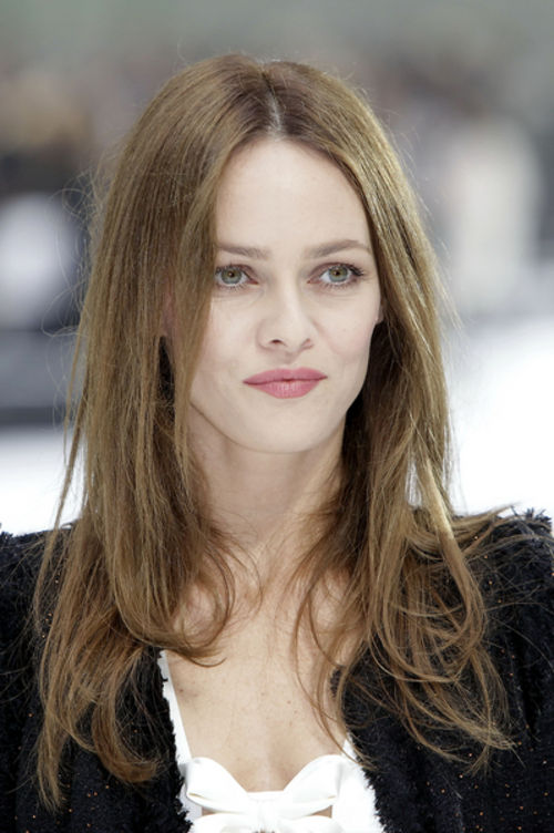 Johnny Depp, Vanessa Paradis - Vanessa Paradis habla del amor en el Daily Mail, donde afirma que no cree en las almas gemelas Johnny Depp, Vanessa Paradis - Vanessa Paradis habla del amor en el Daily Mail, donde afirma que no cree en las almas gemelas